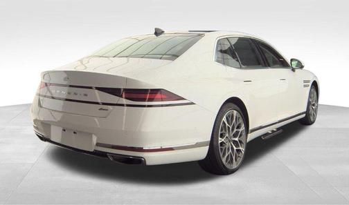 2025 Genesis G90 3.5T e-SC