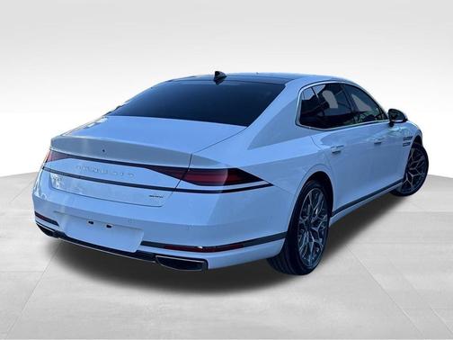 2025 Genesis G90 3.5T e-SC