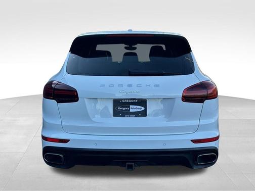 White 2016 Porsche Cayenne Base