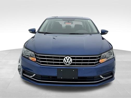 2016 Volkswagen Passat 1.8T SE
