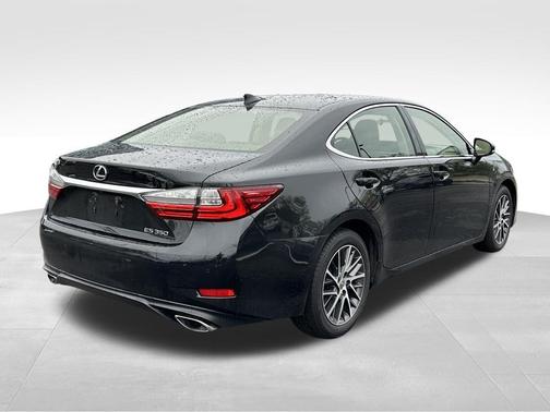 2016 Lexus ES 350 Base