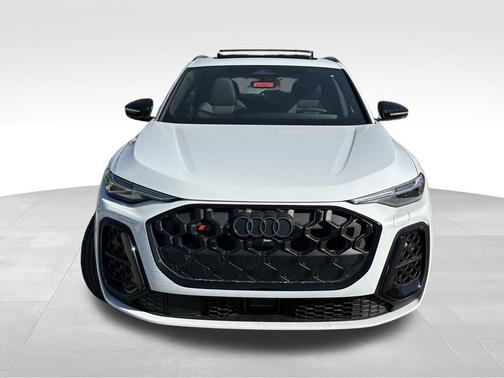 Glacier White Metallic 2025 Audi SQ5 3.0T quattro Premium