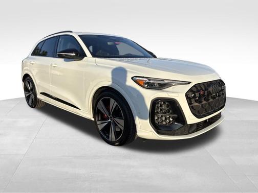 Glacier White Metallic 2025 Audi SQ5 3.0T quattro Premium