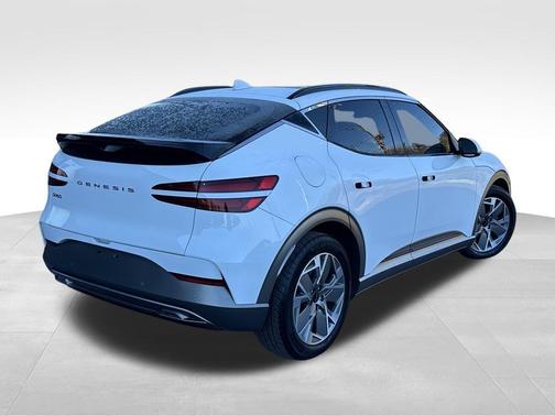 2024 Genesis GV60 Standard