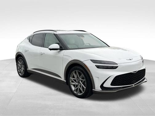 Alta White 2025 Genesis GV60 Advanced