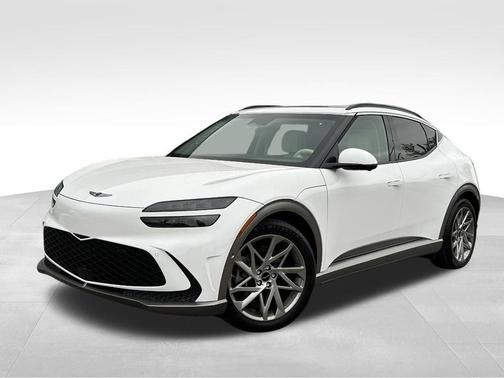 Alta White 2025 Genesis GV60 Advanced