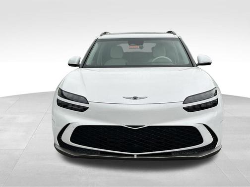 Alta White 2025 Genesis GV60 Advanced