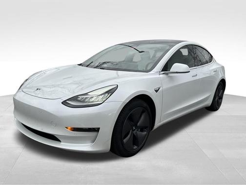 2020 Tesla Model 3 Long Range