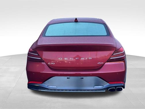 2022 Genesis G70 2.0T