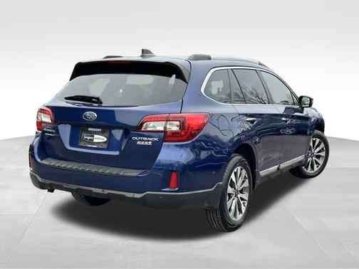 2017 Subaru Outback 2.5i Touring