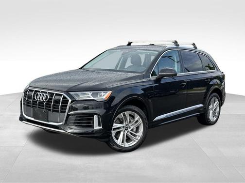 Mythos Black Metallic 2023 Audi Q7 55 Premium Plus