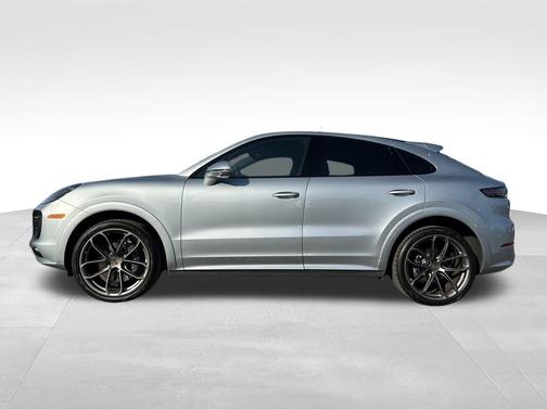 2022 Porsche Cayenne AWD