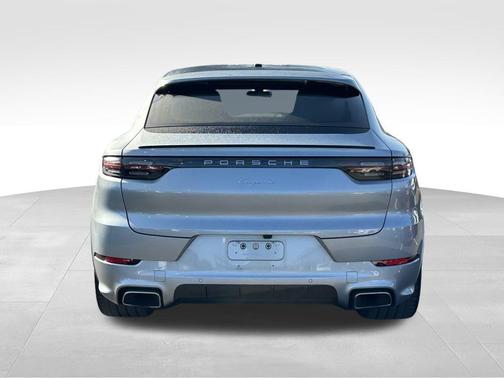 2022 Porsche Cayenne AWD