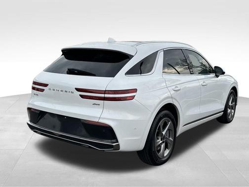 Uyuni White 2026 Genesis GV70 2.5T Advanced