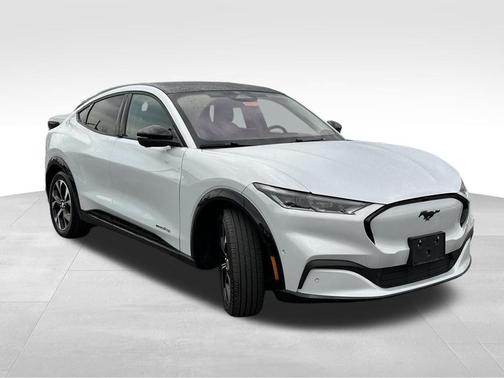 Space White Metallic 2021 Ford Mustang Mach-E Premium