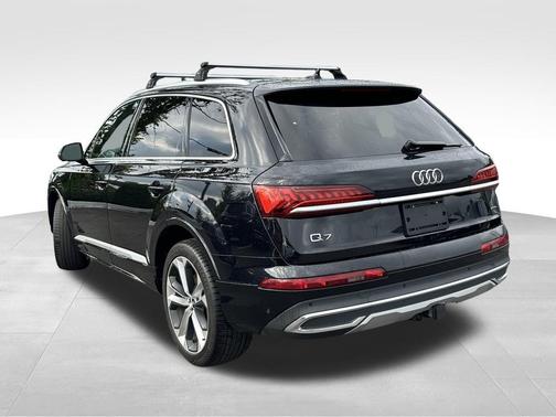2021 Audi Q7 55 Premium Plus