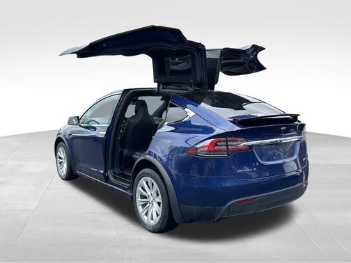2017 Tesla Model X 75D