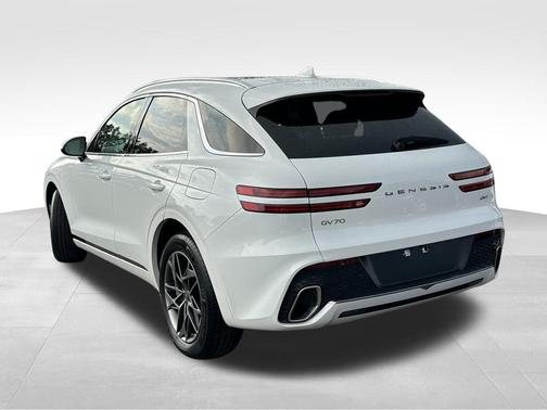 2024 Genesis GV70 2.5T