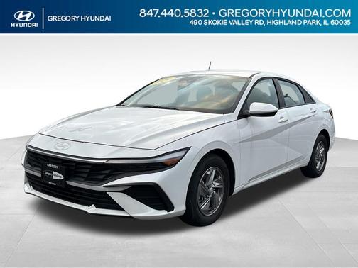 2024 Hyundai ELANTRA SE