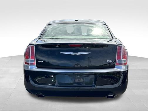 2013 Chrysler 300C Luxury Series