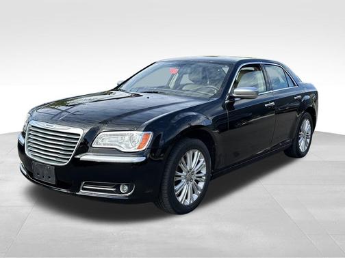 2013 Chrysler 300C Luxury Series