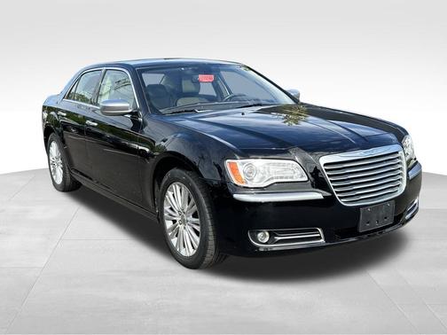 2013 Chrysler 300C Luxury Series