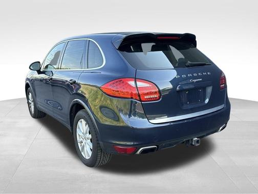 2012 Porsche Cayenne Base