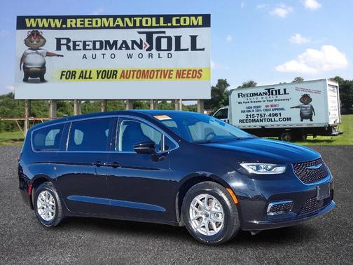 2024 Chrysler Pacifica Touring-L