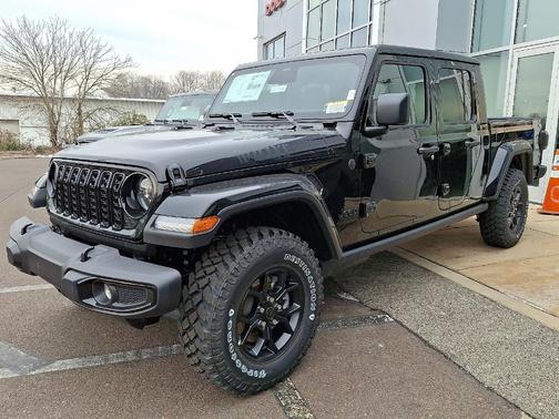 2026 Jeep Gladiator Sport