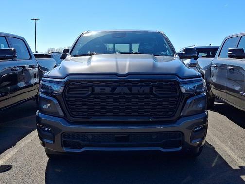 Granite Crystal Clearcoat Metallic 2026 RAM 1500 Big Horn/Lone Star