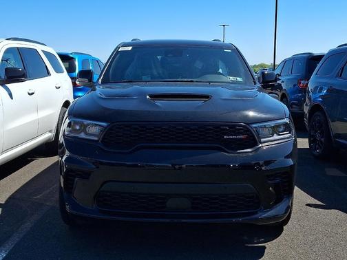 DB Black Clearcoat 2026 Dodge Durango GT Plus HEMI V8