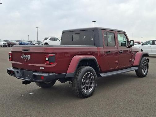 2021 Jeep Gladiator Overland
