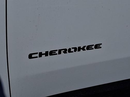 2026 Jeep Cherokee LAREDO/LIMITED