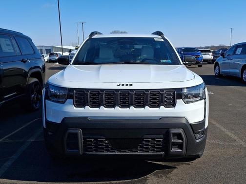 2026 Jeep Cherokee LAREDO/LIMITED