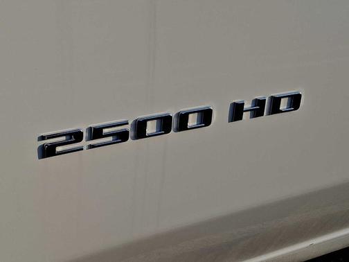 2025 Chevrolet Silverado 2500 Custom