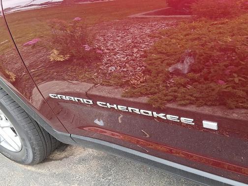 2025 Jeep Grand Cherokee Laredo