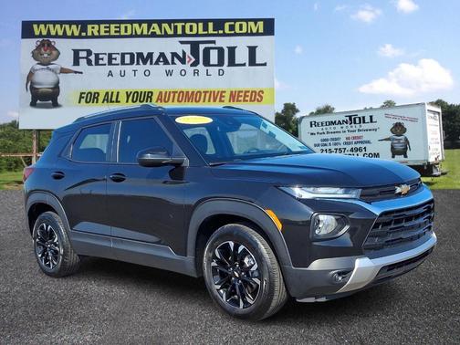 Mosaic Black Metallic 2023 Chevrolet Trailblazer LT