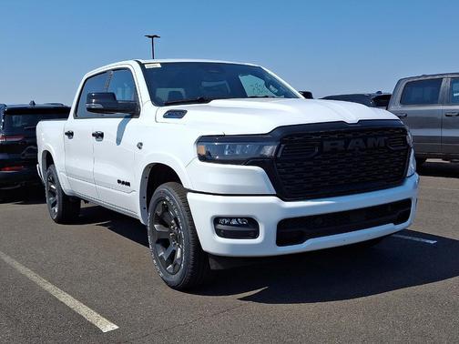 Bright White Clearcoat 2026 RAM 1500 Big Horn/Lone Star