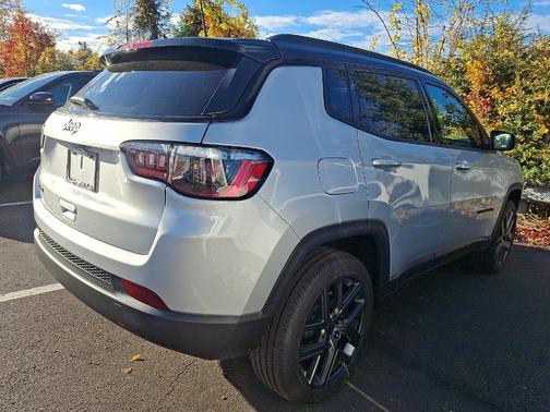 2026 Jeep Compass Limited Altitude