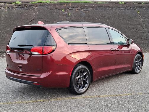 2020 Chrysler Pacifica Limited