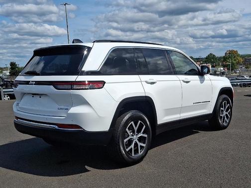 2025 Jeep Grand Cherokee Limited