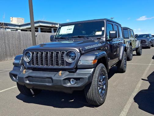 Granite Crystal Clearcoat Metallic 2026 Jeep Wrangler Sport