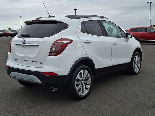 Summit White 2018 Buick Encore Preferred