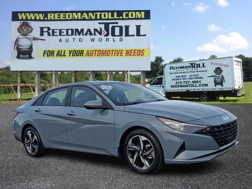 2023 Hyundai ELANTRA SEL