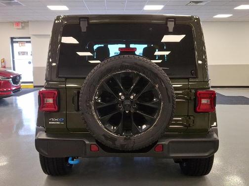 2022 Jeep Wrangler Unlimited 4xe Sahara