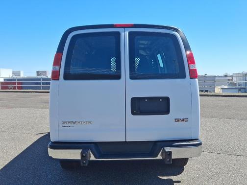 2023 GMC Savana 2500 Work Van