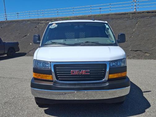 2023 GMC Savana 2500 Work Van