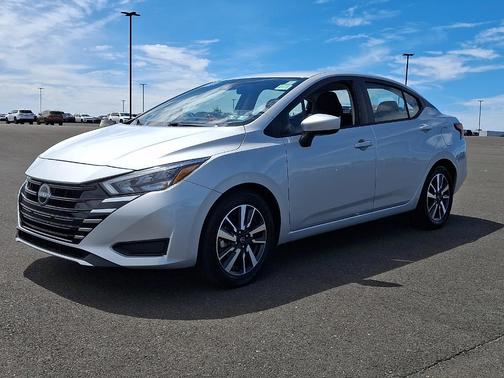 Brilliant Silver Metallic 2025 Nissan Versa 1.6 SV