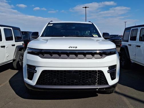 2026 Jeep Grand Wagoneer Limited Reserve