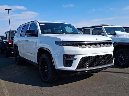 2026 Jeep Grand Wagoneer Limited Reserve